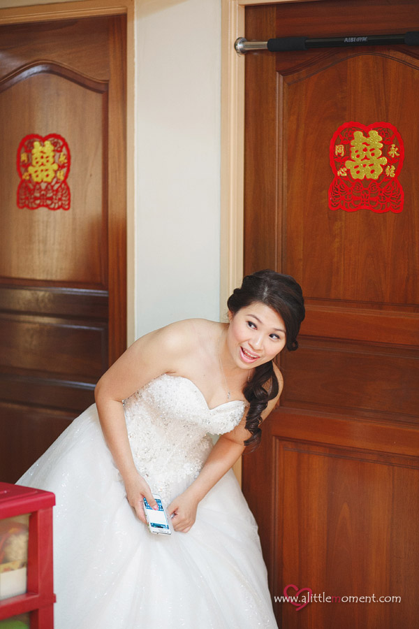 The Wedding Day of Candy and Yuan Hua by Sze Lee from A Little Moment Photography Singapore.